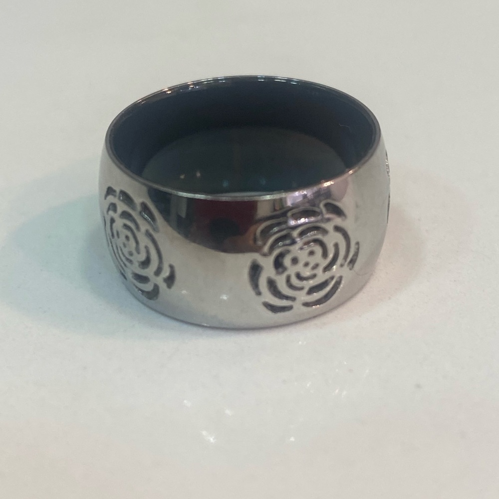 Stainless Steel ring - Picture 2 of 4